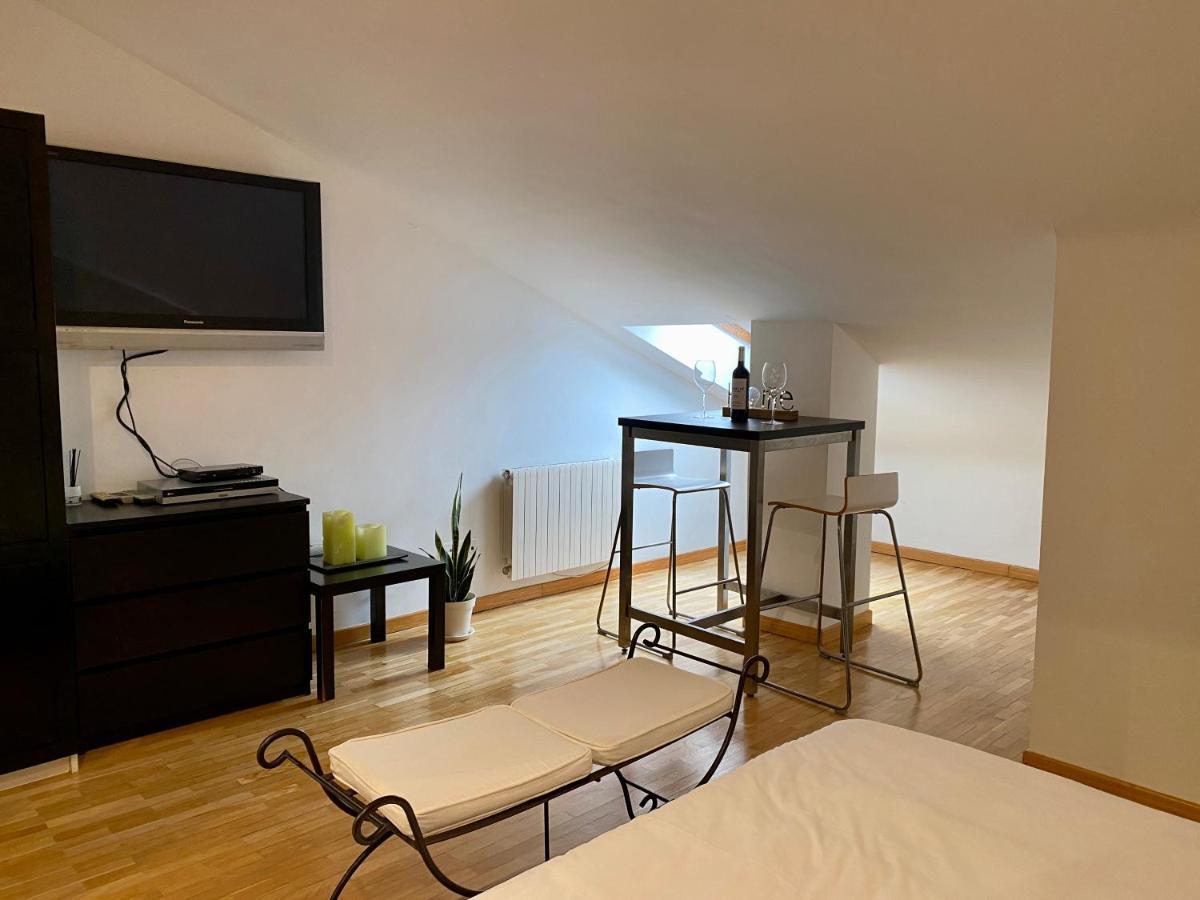 Atico Duplex Rio Ebro Leilighet Haro Eksteriør bilde